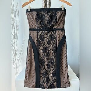 NWOT💥Elegant strapless Black and Tan Lace Dress, small